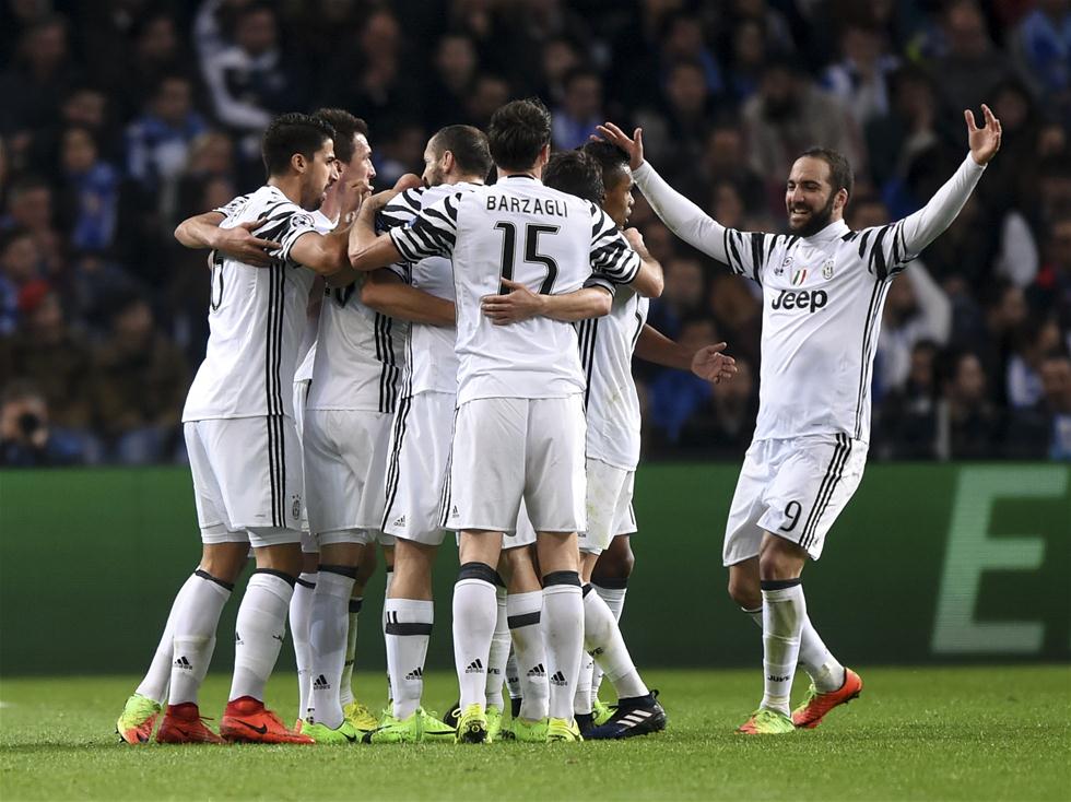 《维纳斯璀璨假期：死或生Xtreme》发布穗香真彩套装活动PV 泳衣大雷藏不住