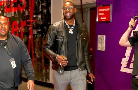 王建民在 2007 年对阵西雅图水手时差点达成完全比赛，仅在九局下被敲安打