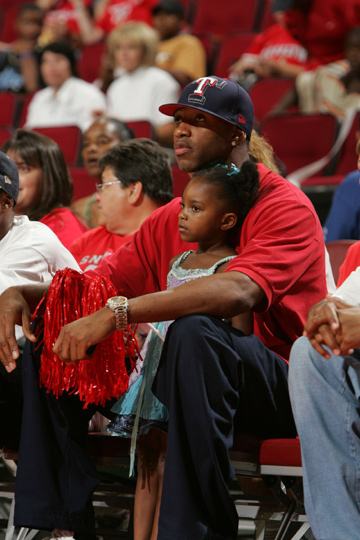 对手简直被打自闭