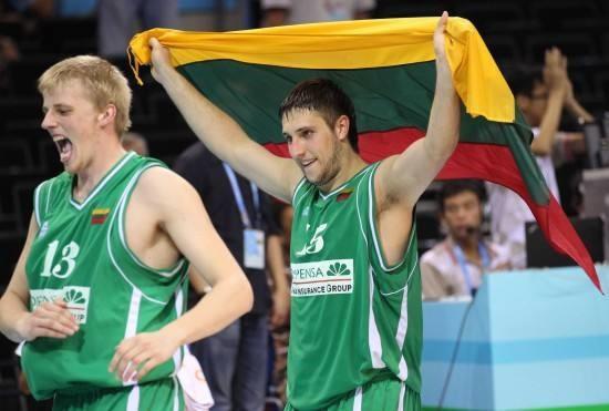 山西逆转北京！赢球三大调整，管理层重任队长人选，潘江终有进步