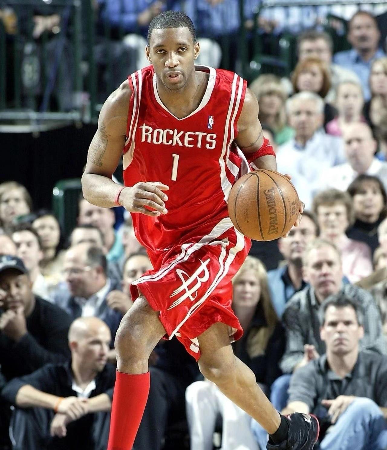 2018 年：纽约洋基队宣布将 2 号球衣（基特）正式退休，球场建立专属纪念碑